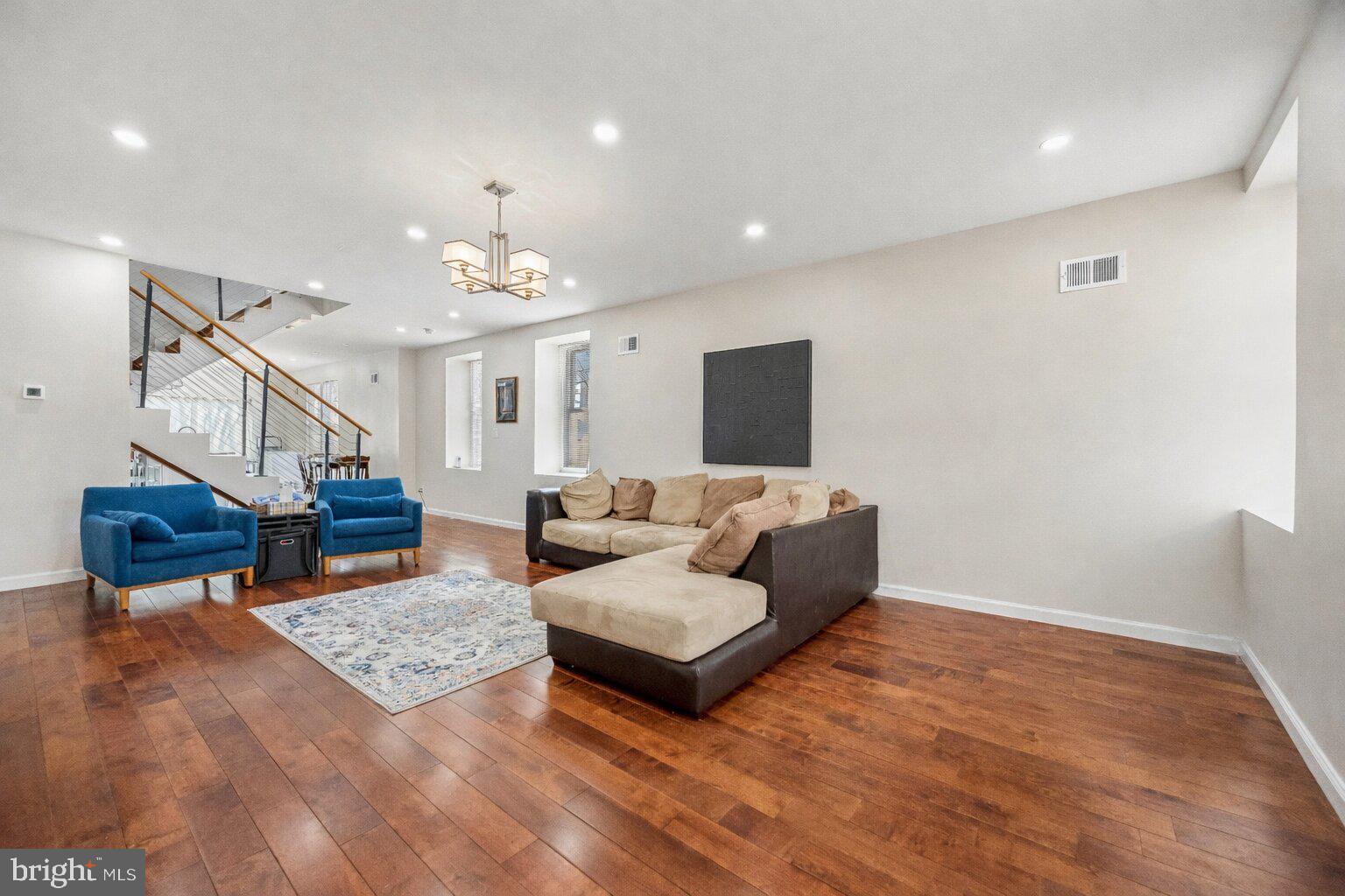 MANAYUNK - Residential