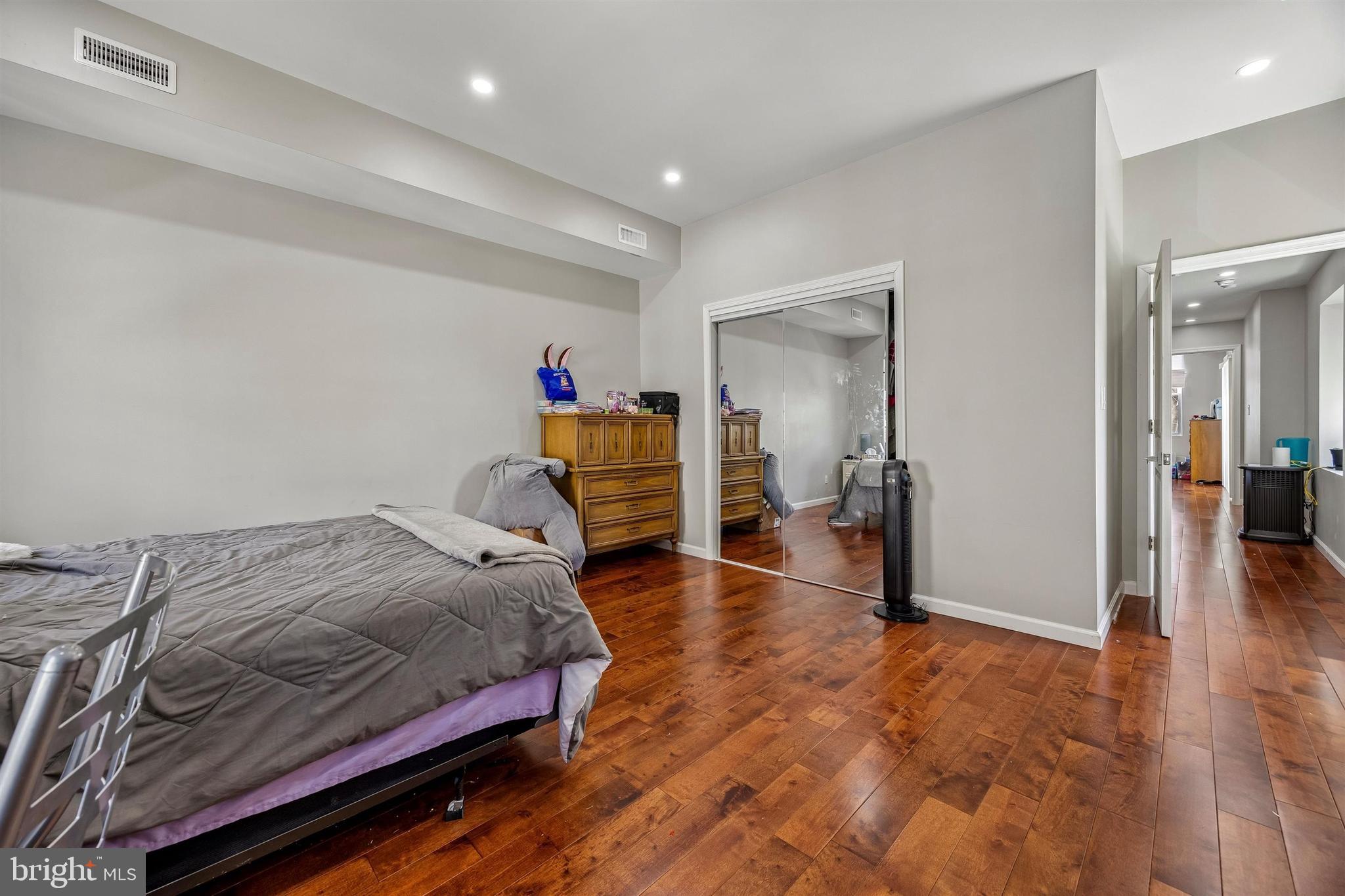 MANAYUNK - Residential