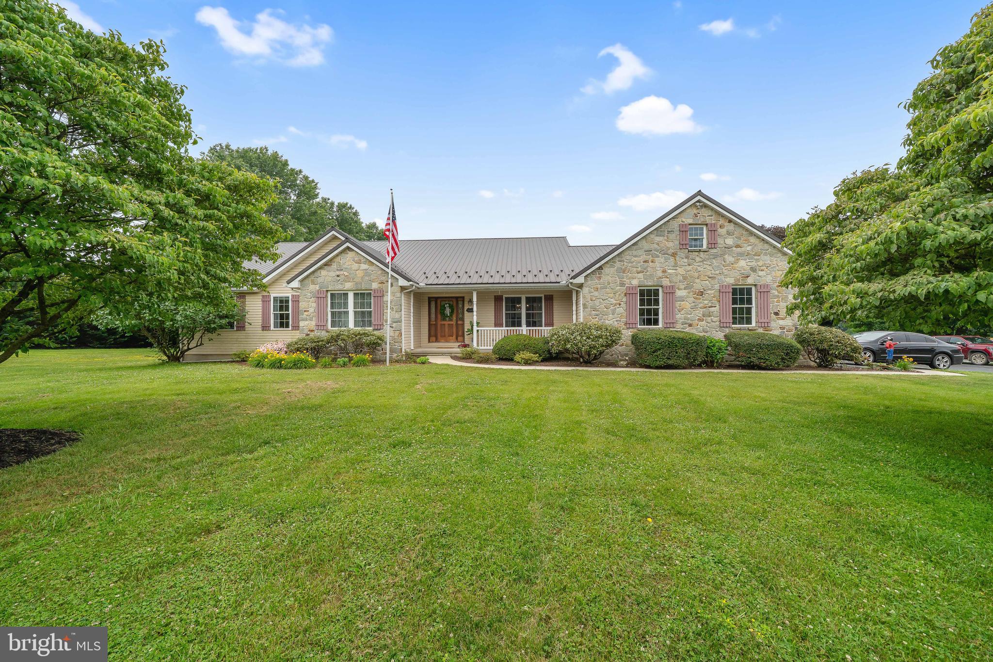 284 LITTLE NEW YORK ROAD