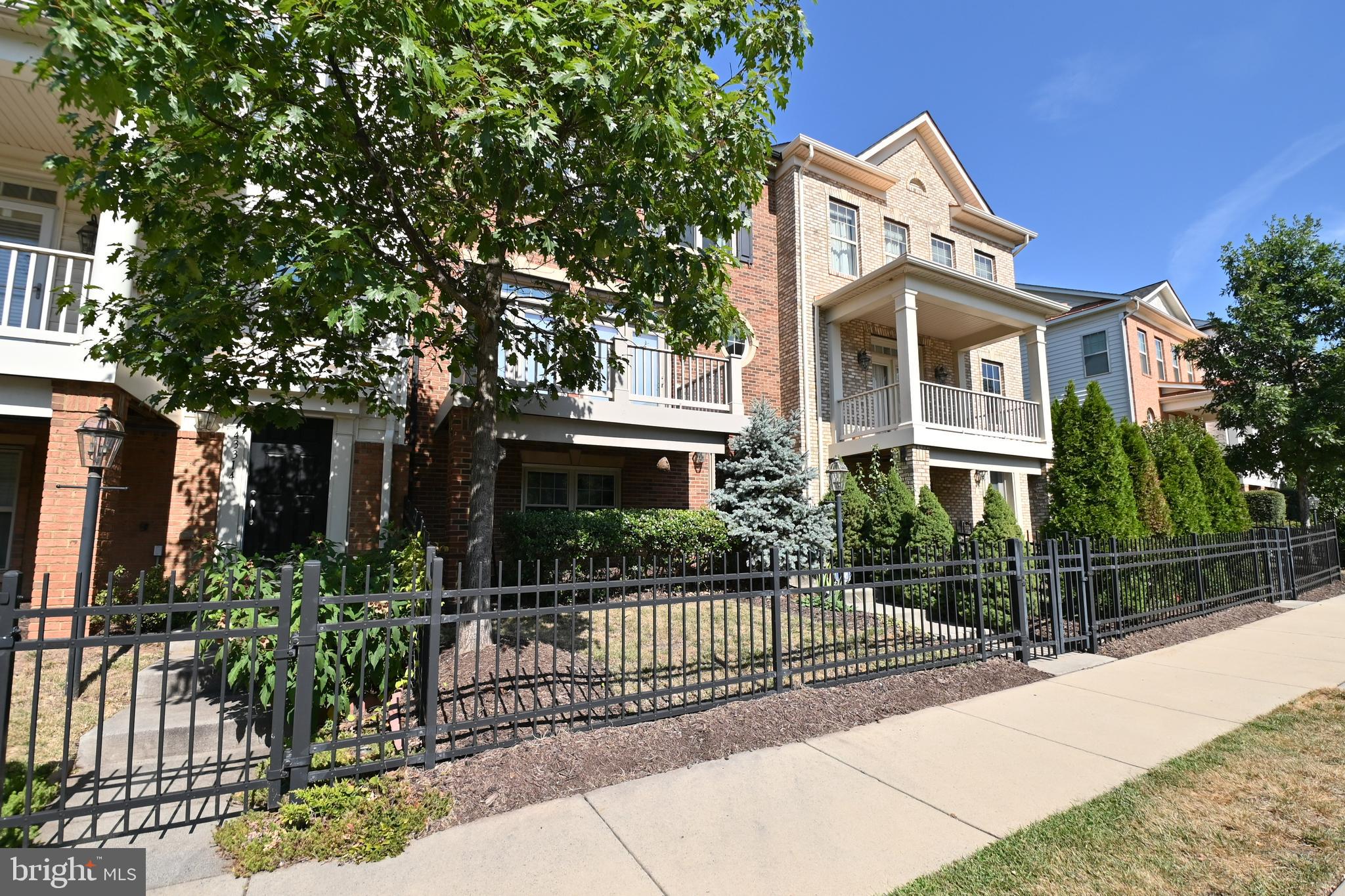 STATION VIEW - Residential Lease