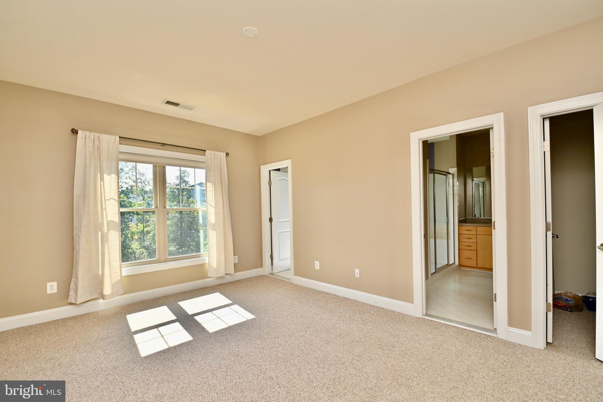 STATION VIEW - Residential Lease