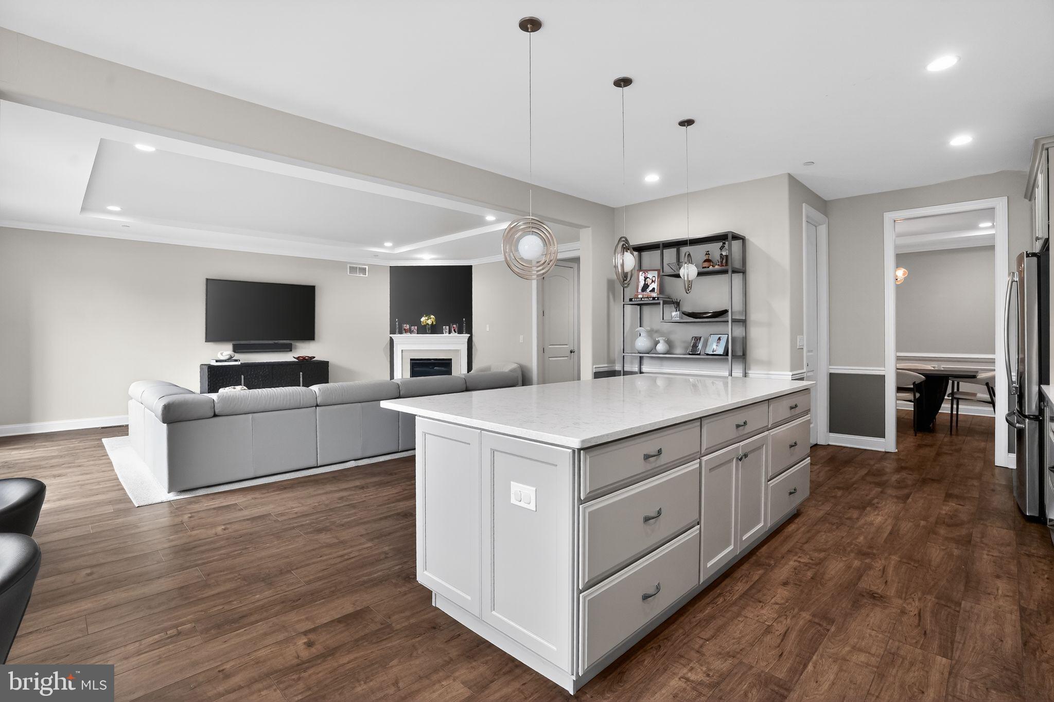 RESERVE AT CREEKSIDE - Residential