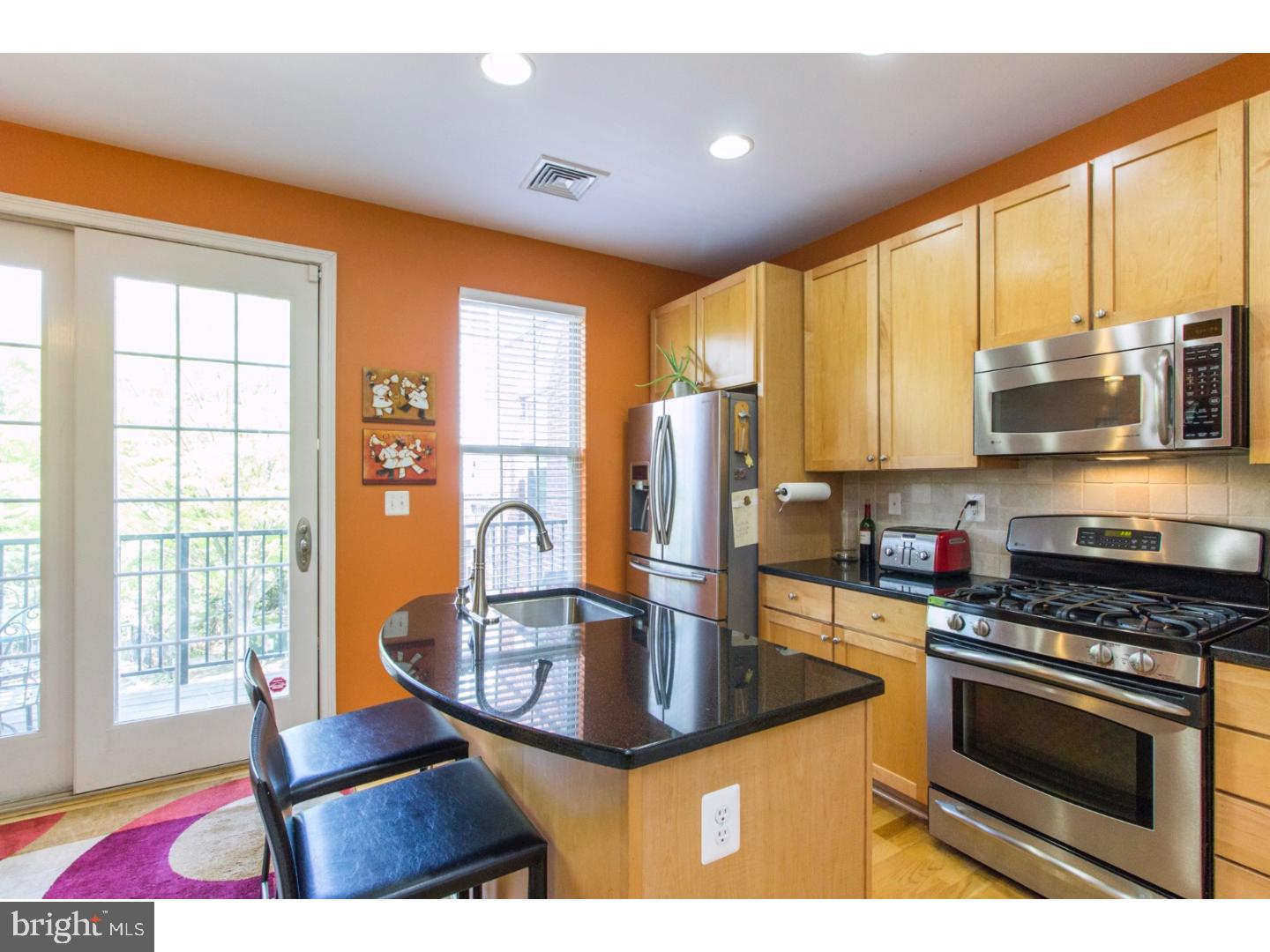 NAVAL SQUARE - Residential