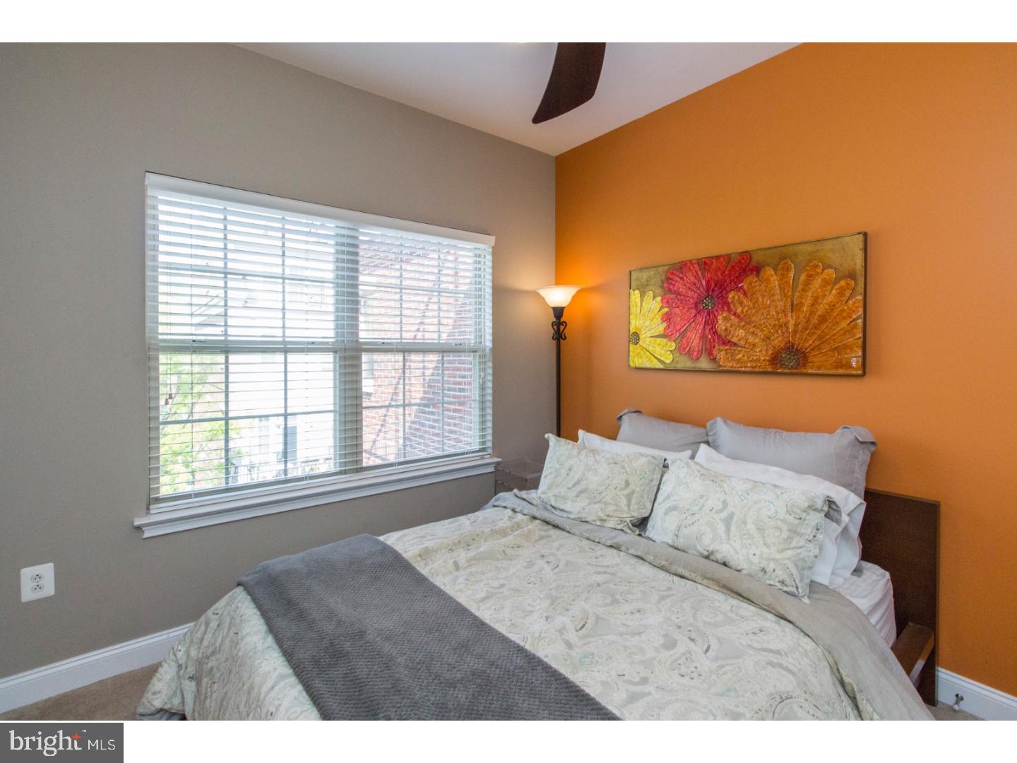 NAVAL SQUARE - Residential