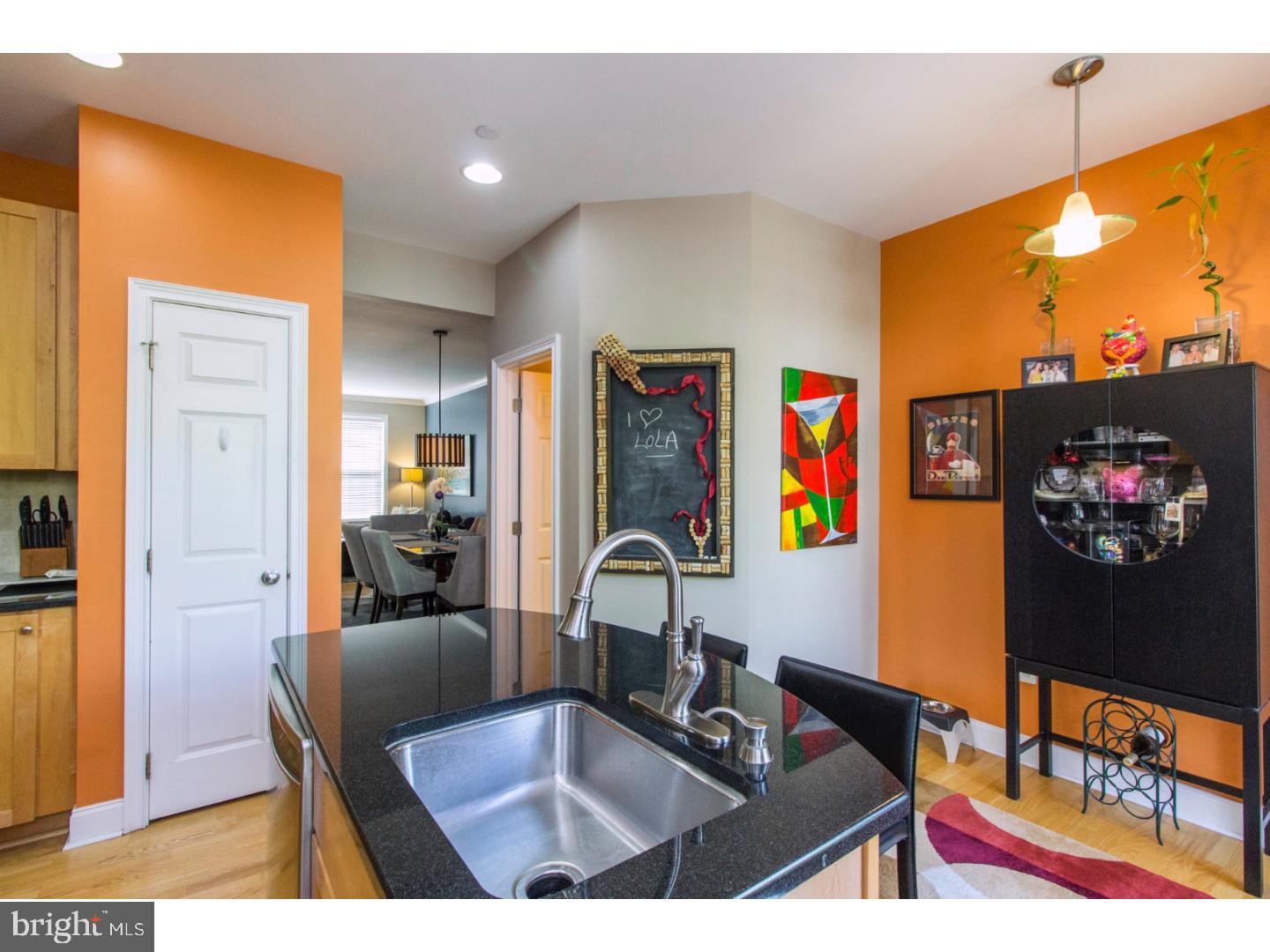 NAVAL SQUARE - Residential