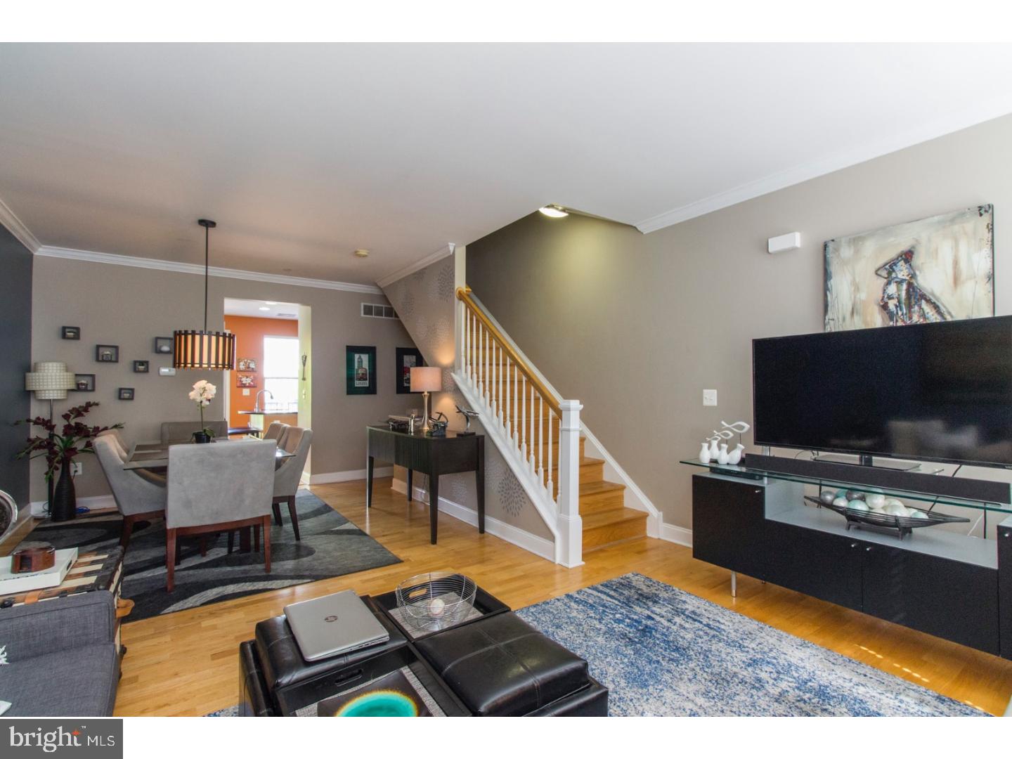 NAVAL SQUARE - Residential