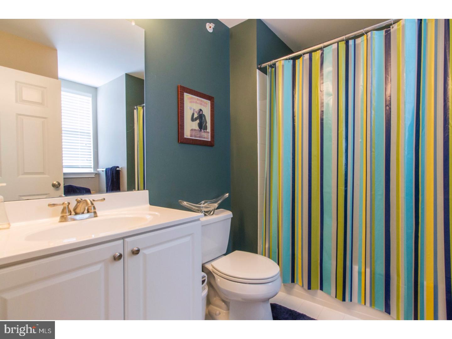 NAVAL SQUARE - Residential