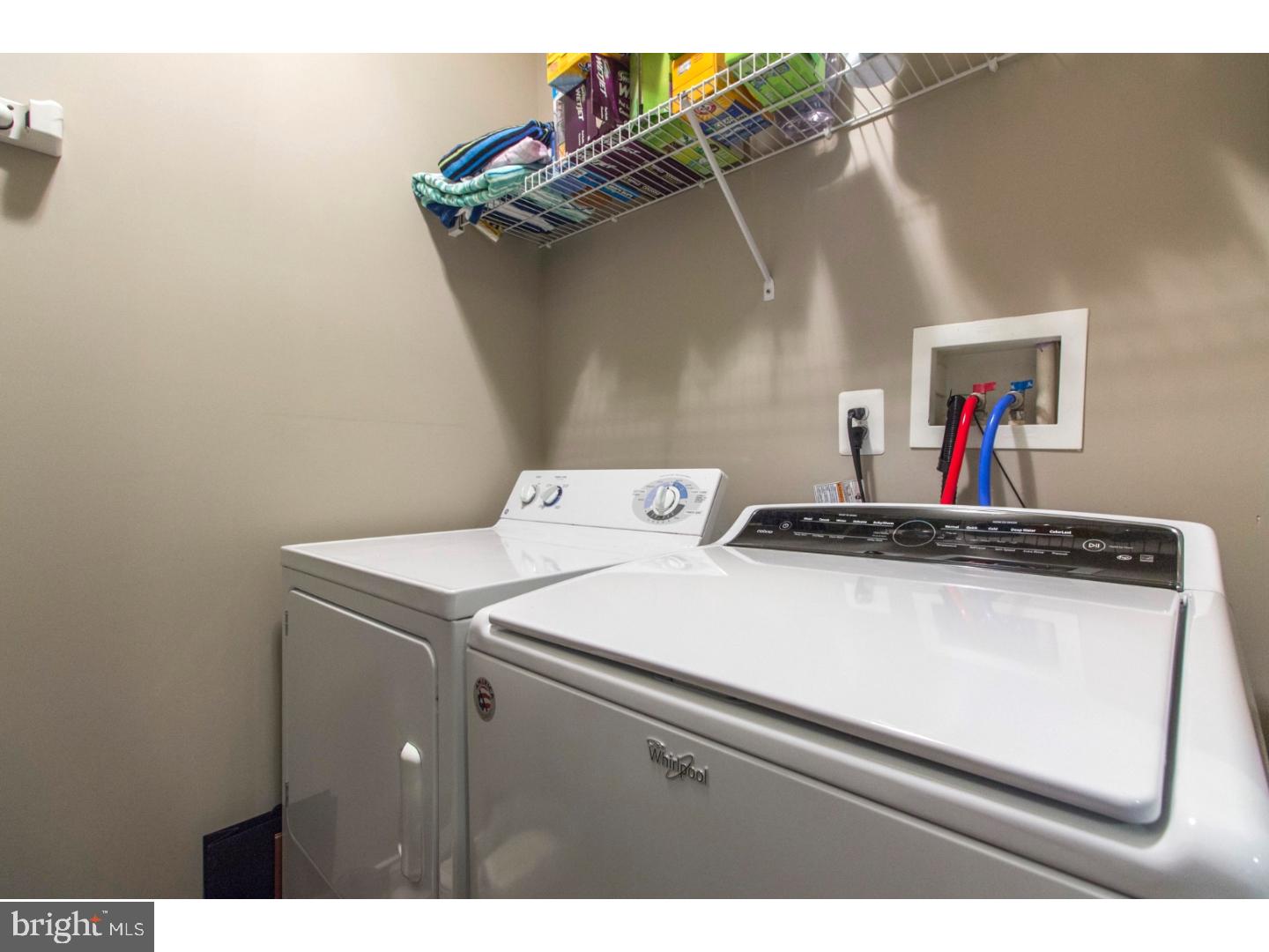 NAVAL SQUARE - Residential