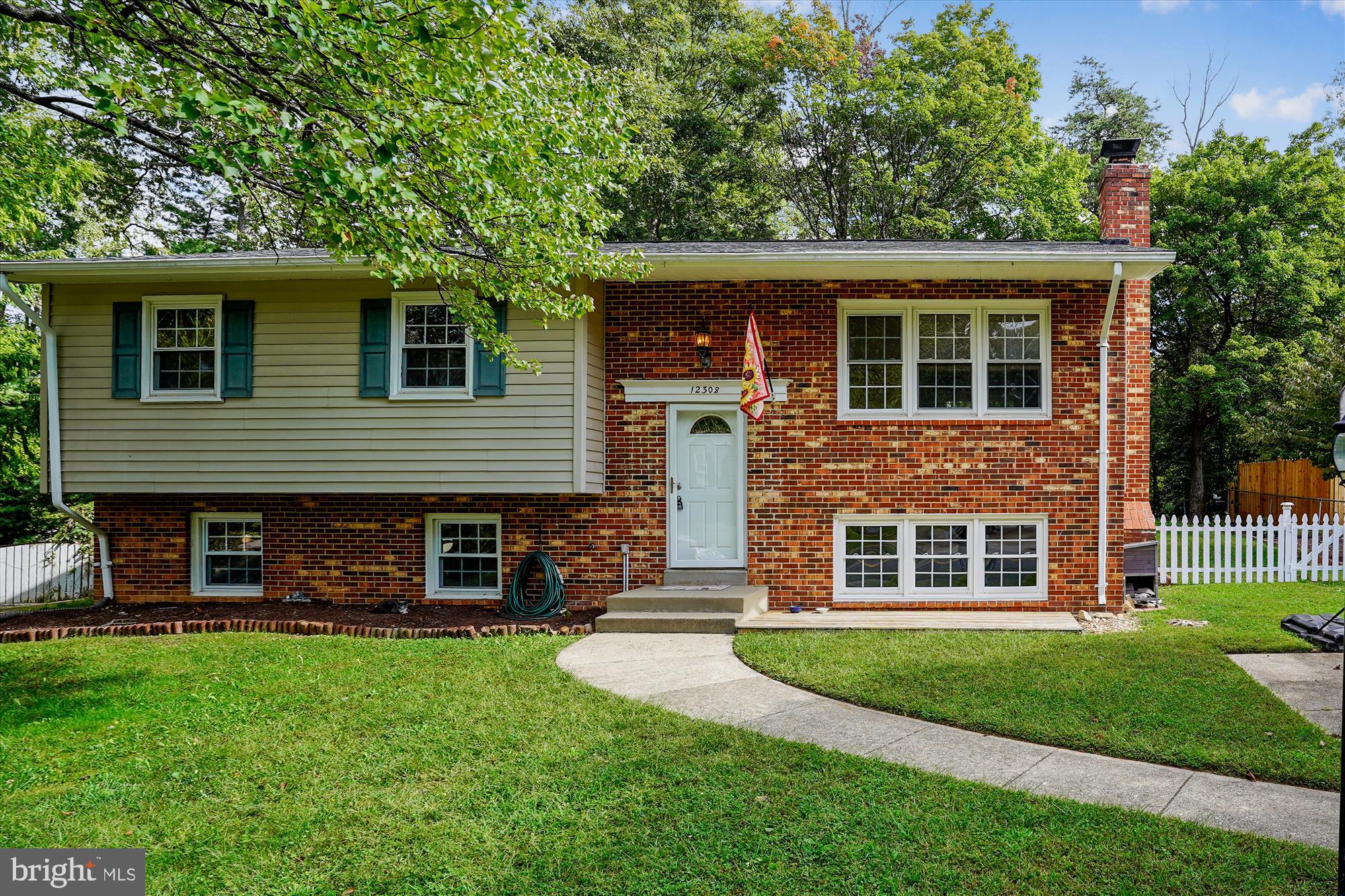 LAKE RIDGE- COLBY - Residential Lease