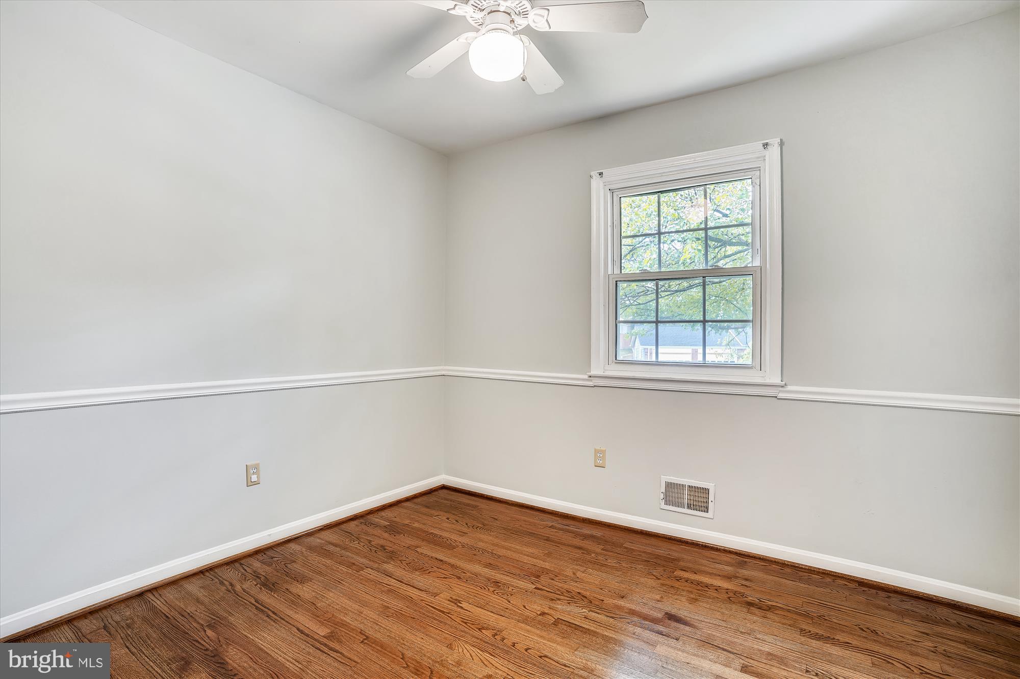 LAKE RIDGE- COLBY - Residential Lease