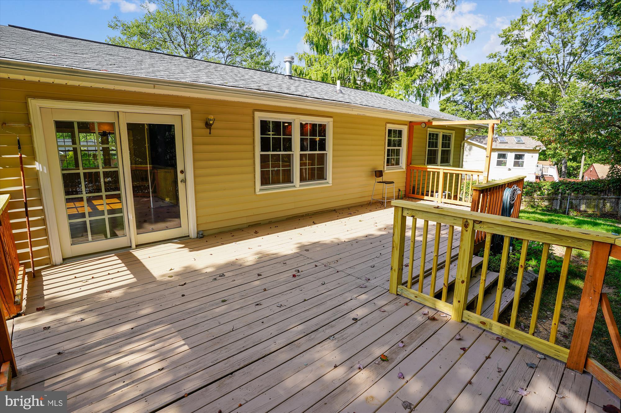 LAKE RIDGE- COLBY - Residential Lease