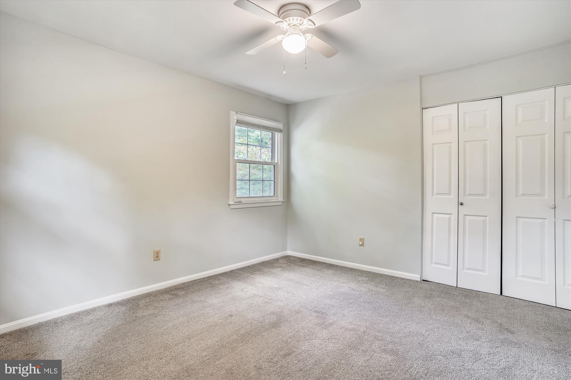 LAKE RIDGE- COLBY - Residential Lease