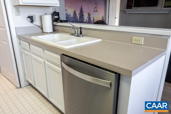 WINTERGREEN RESORT - Residential