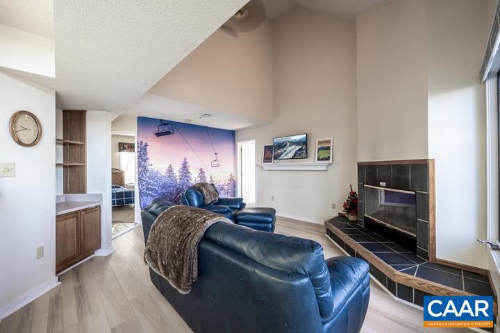 WINTERGREEN RESORT - Residential