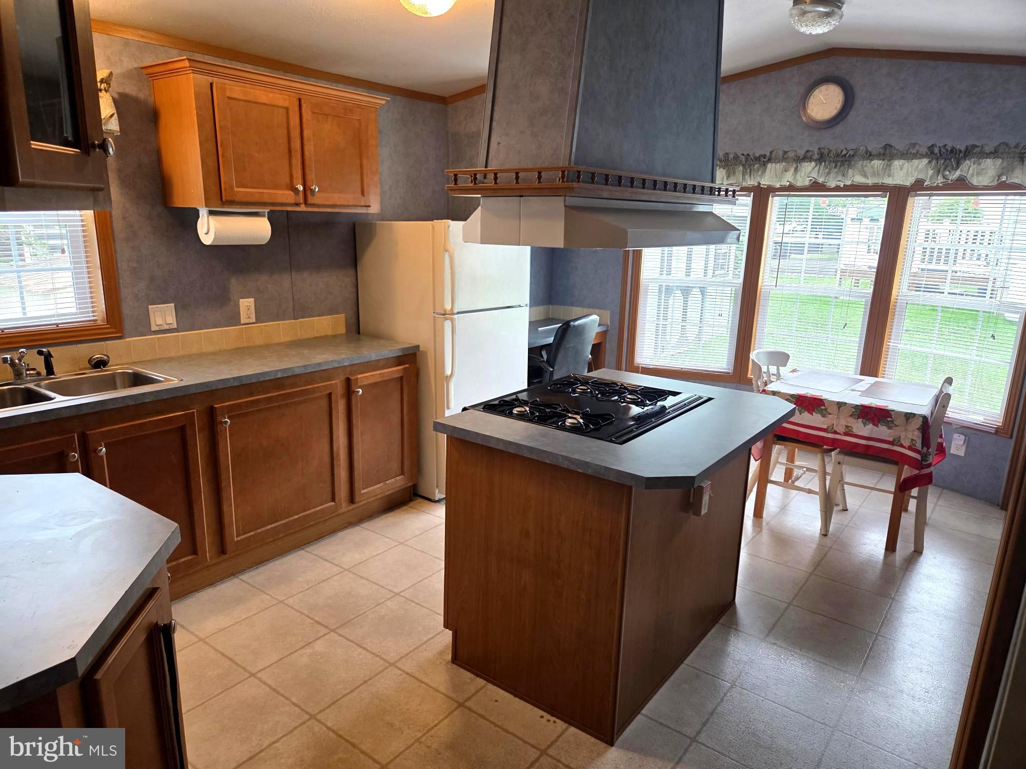112 CONESTOGA DRIVE