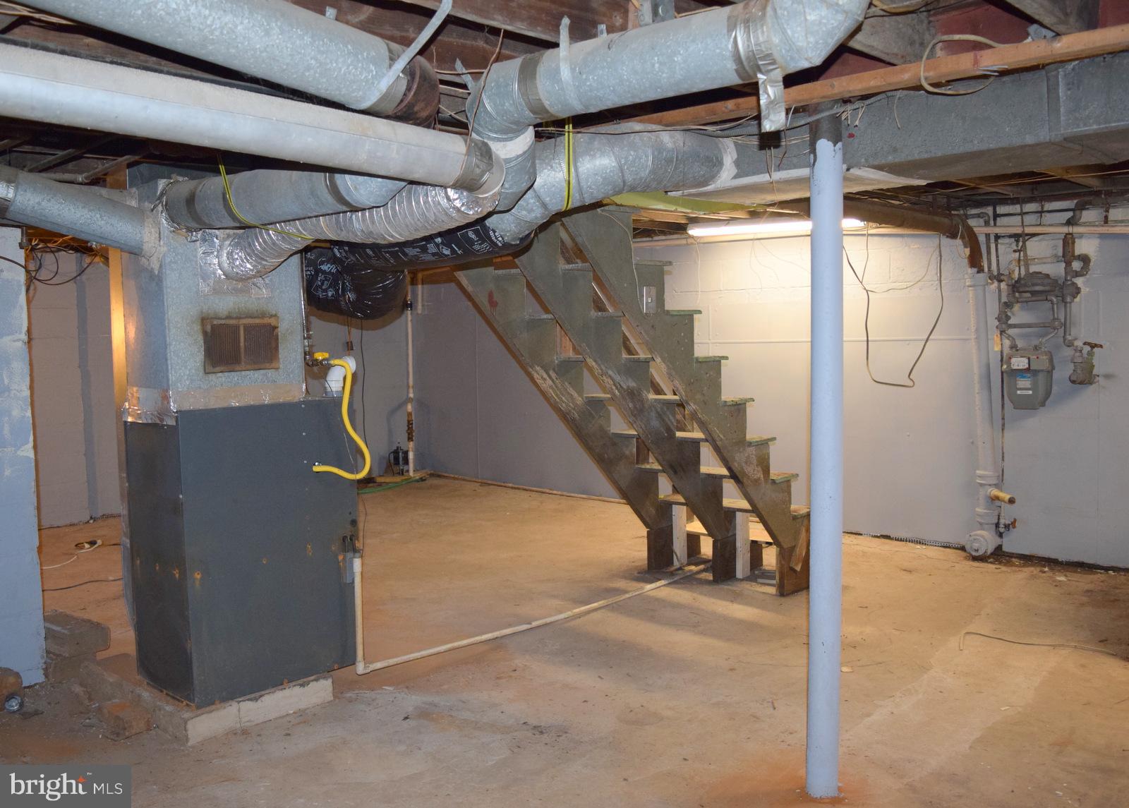 EDGEWATER - Residential