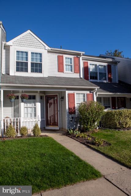 VILLAGE SHIRES - Residential