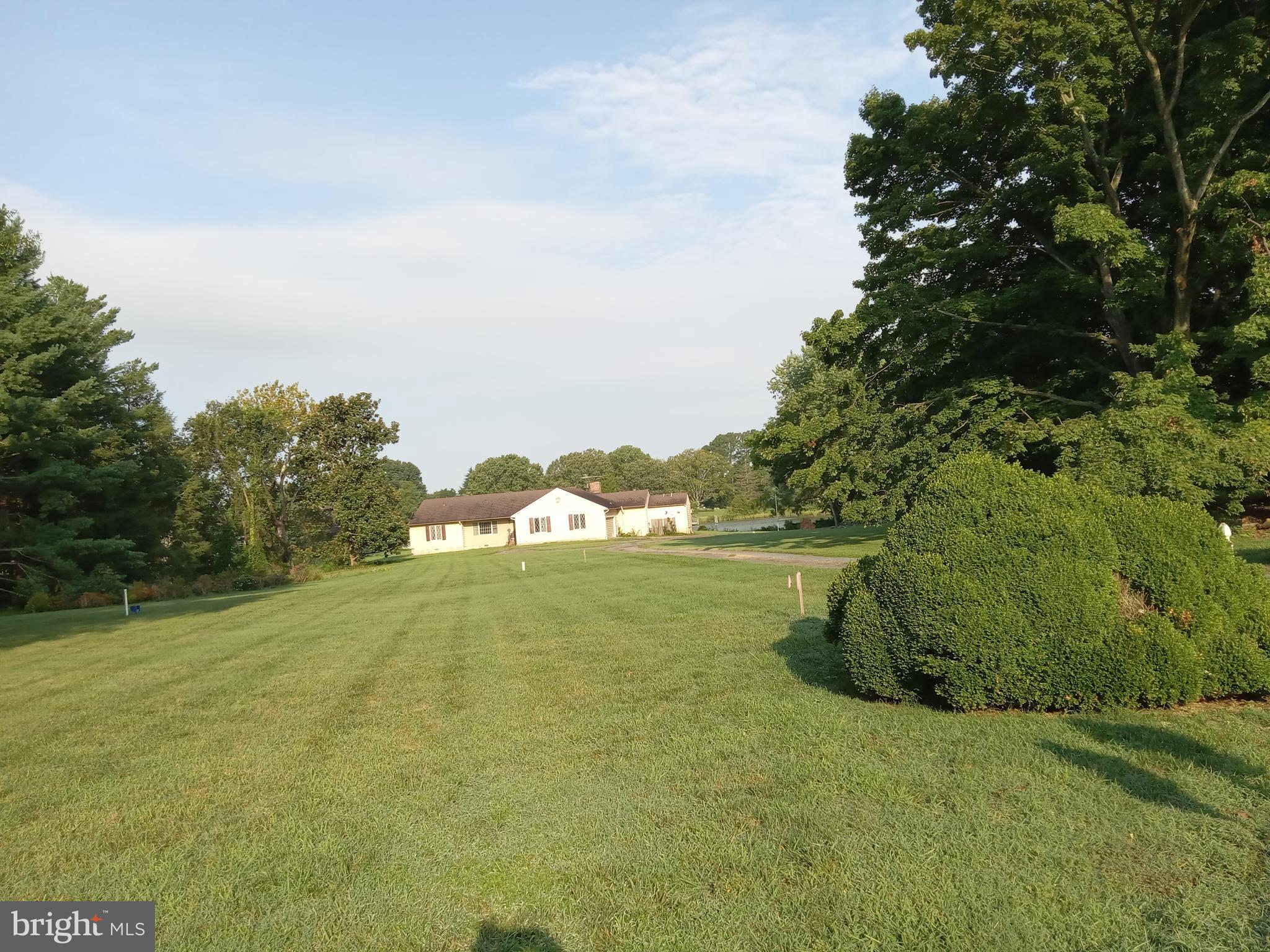 BAILEYS NECK - Residential