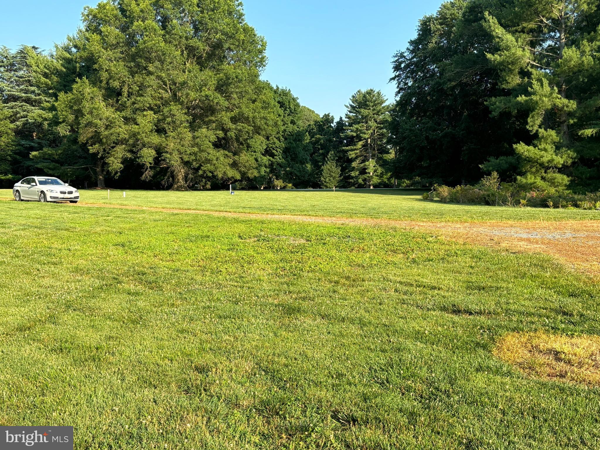 BAILEYS NECK - Residential