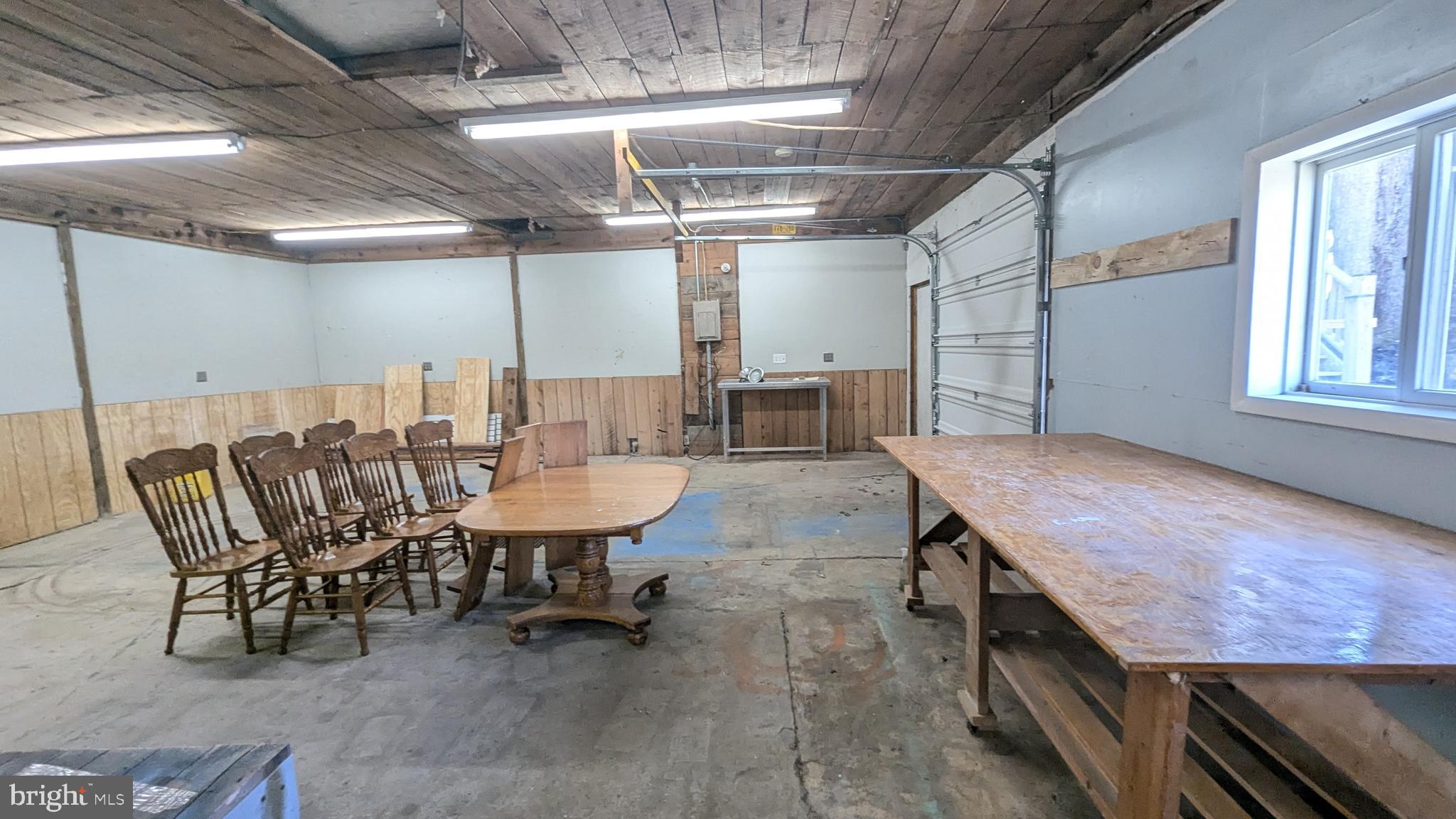 STORMSTOWN - Residential