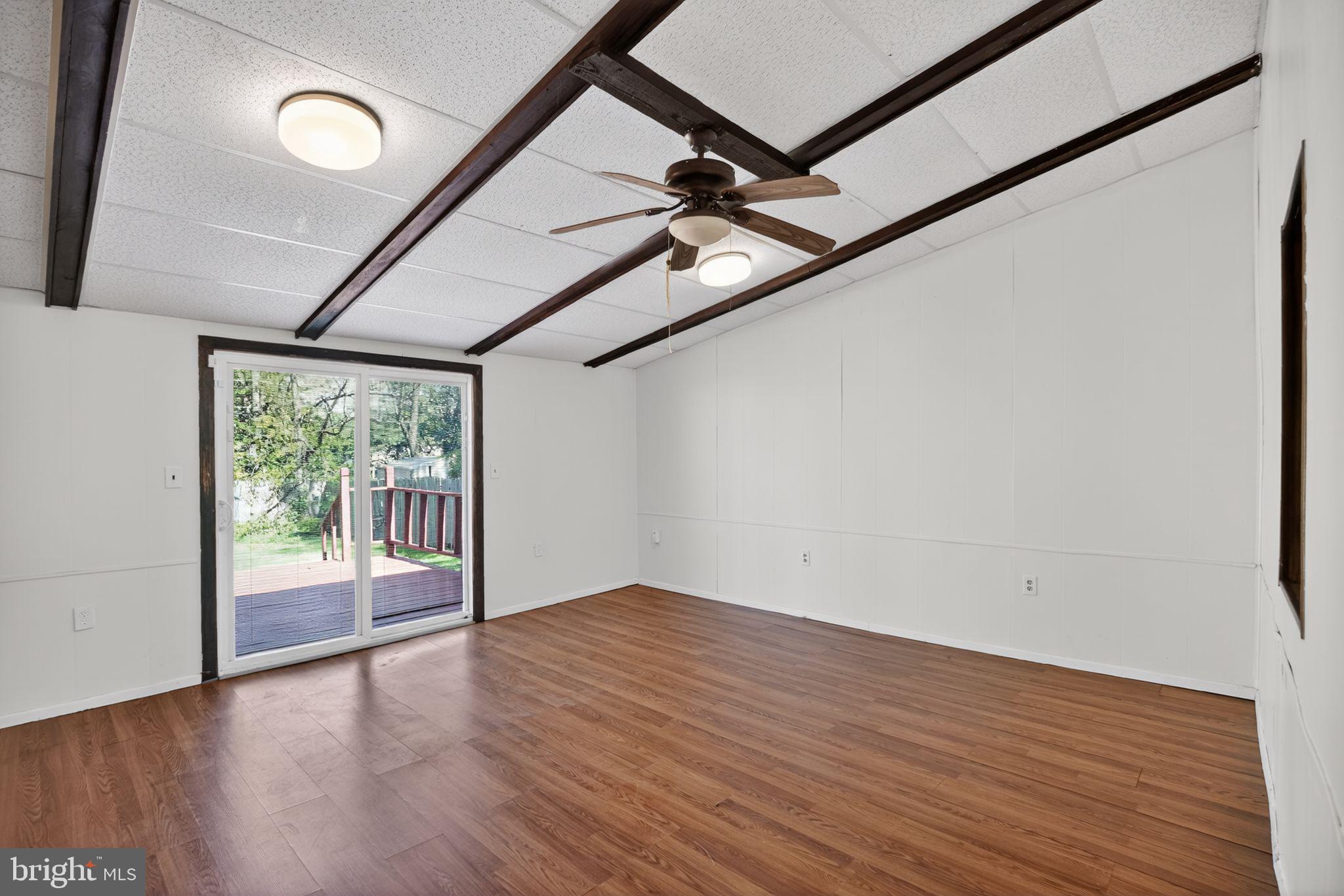 GLENSIDE - Residential