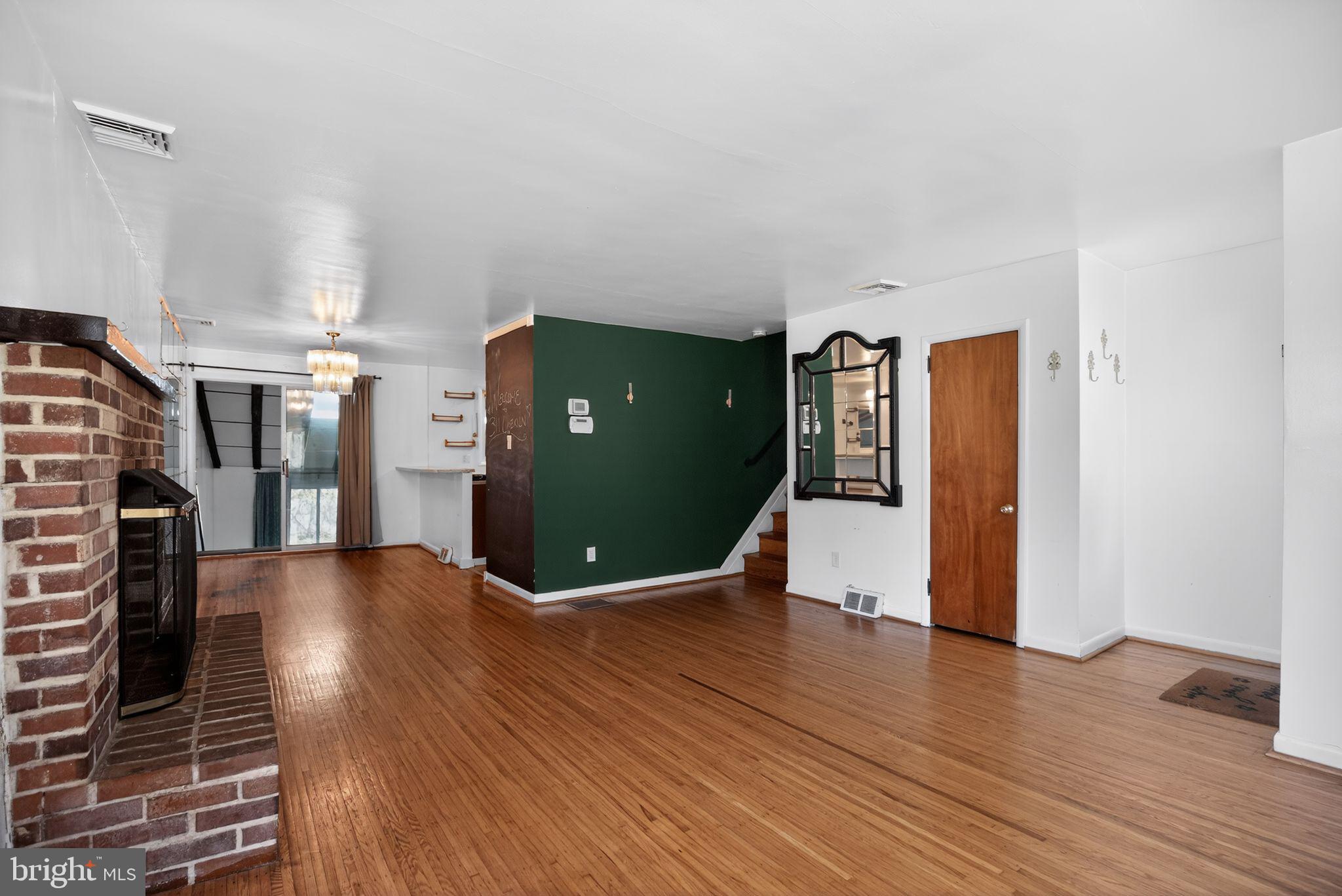 GLENSIDE - Residential