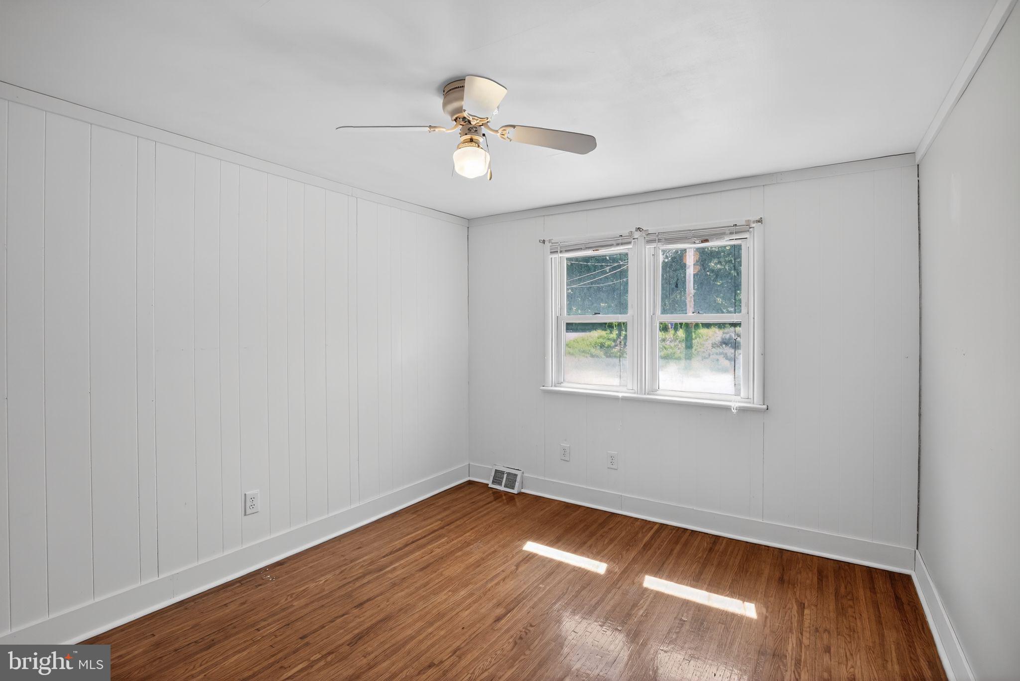 GLENSIDE - Residential