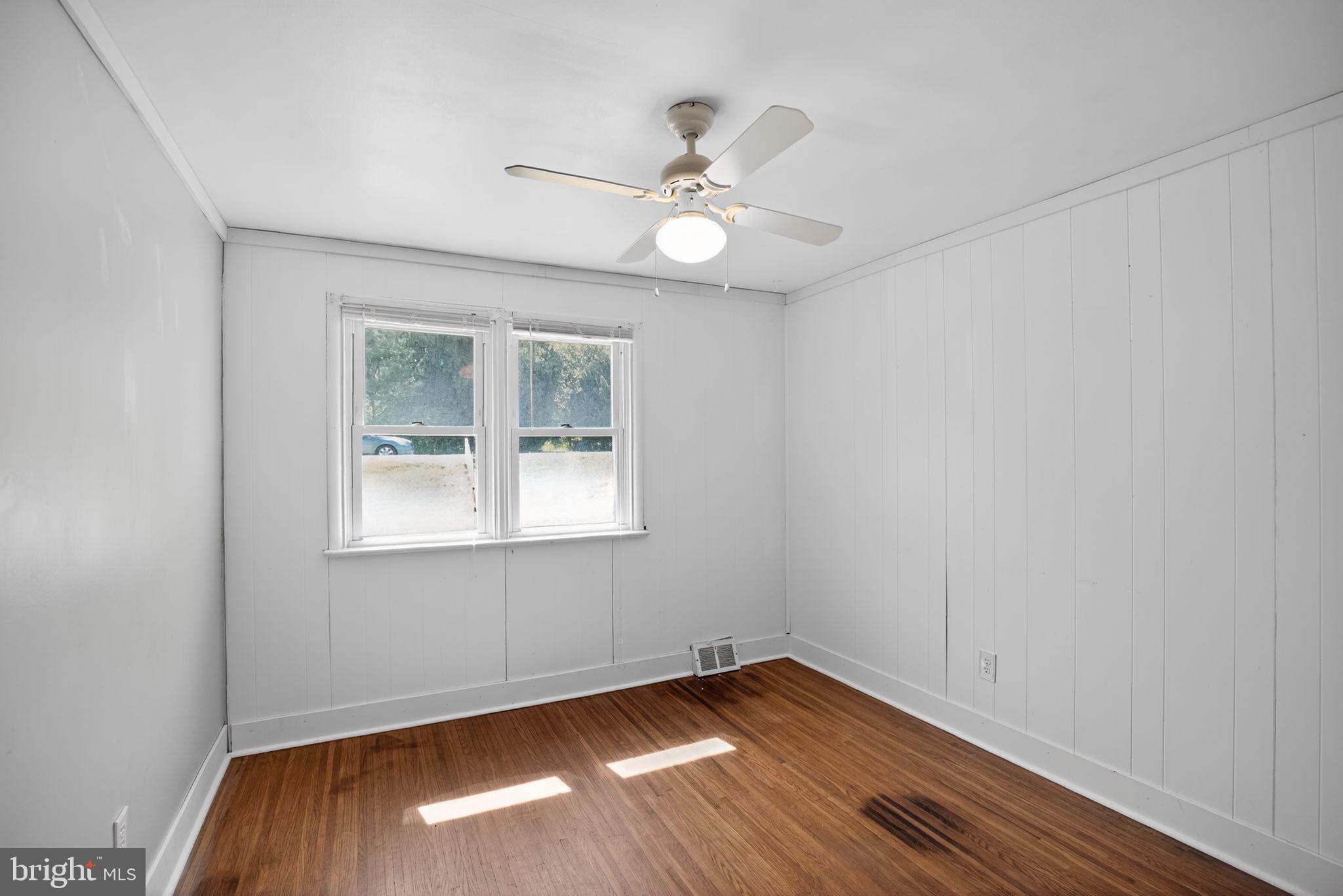 GLENSIDE - Residential