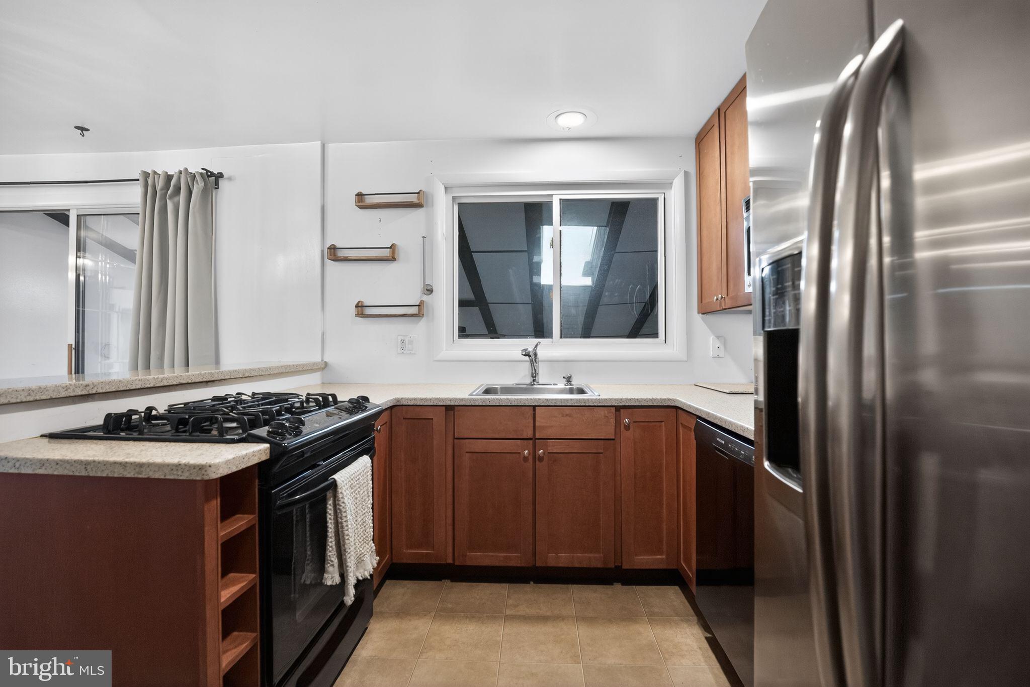 GLENSIDE - Residential