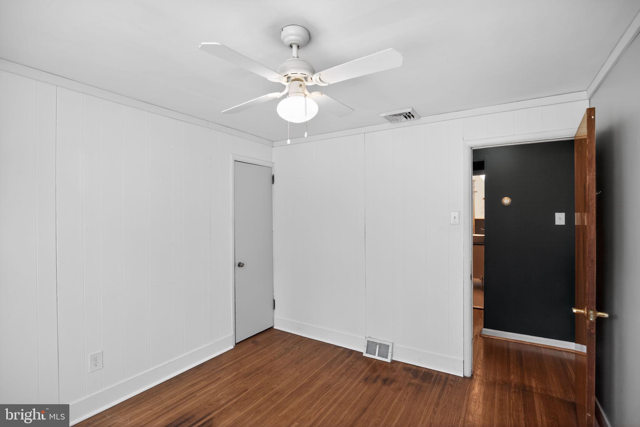 GLENSIDE - Residential