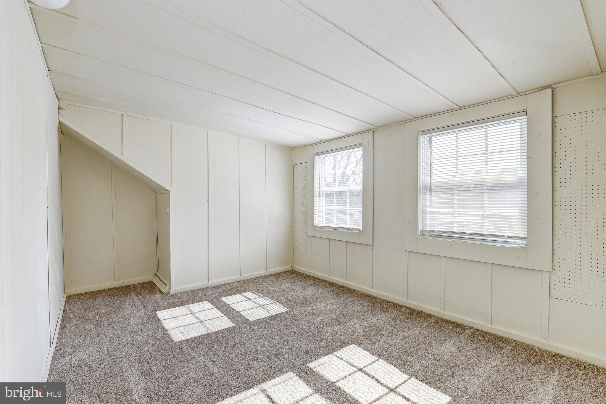 TOLLGATE - Residential Lease