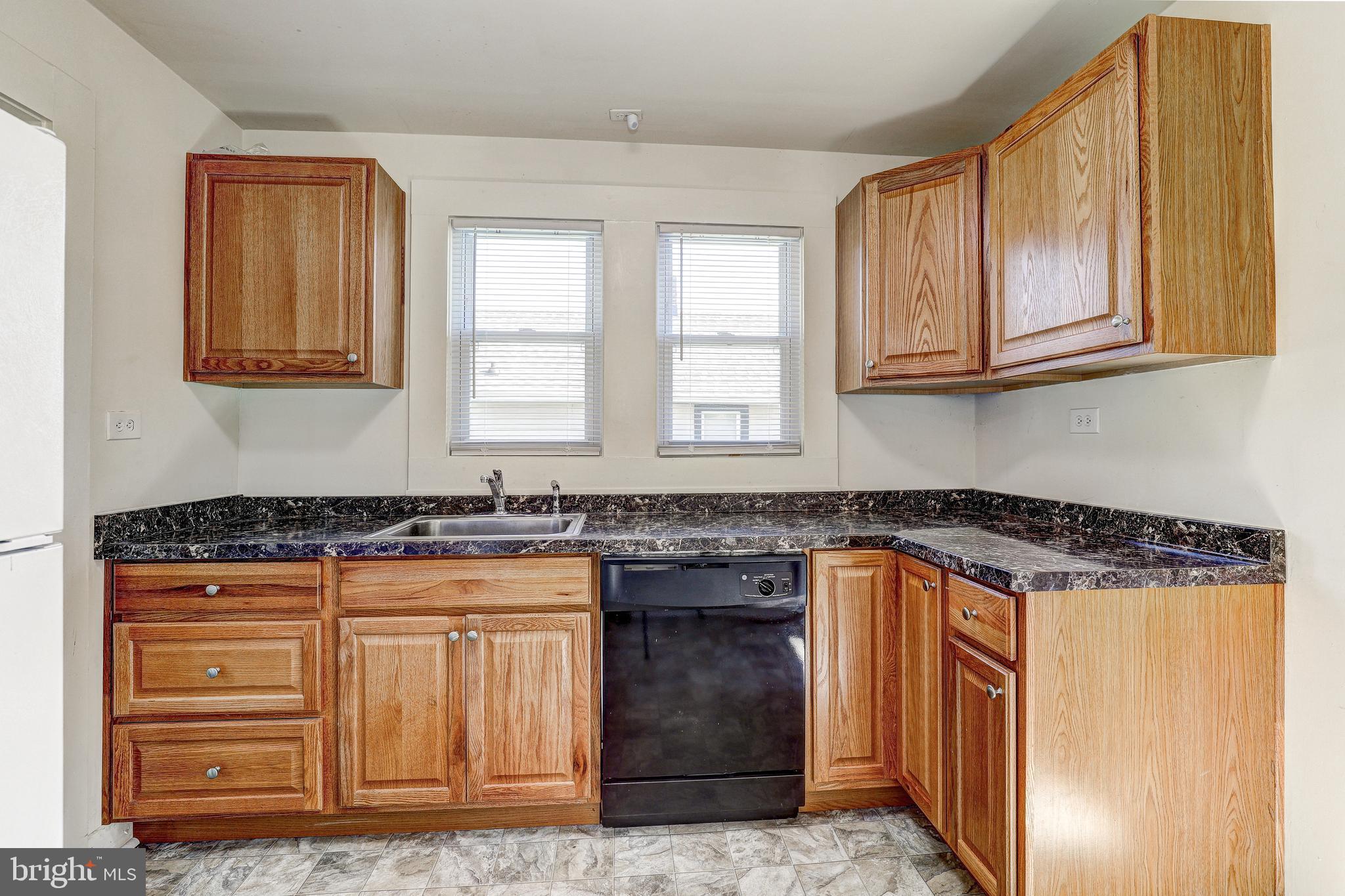 TOLLGATE - Residential Lease