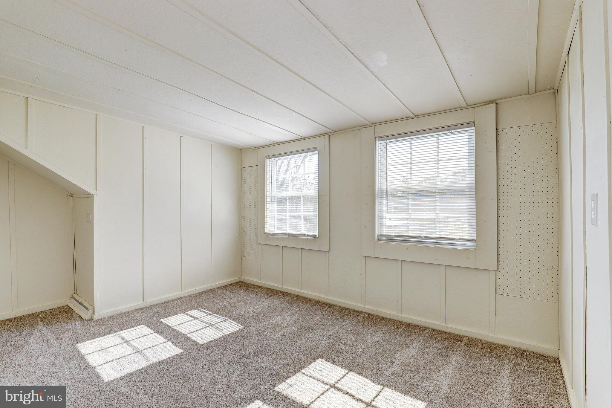 TOLLGATE - Residential Lease