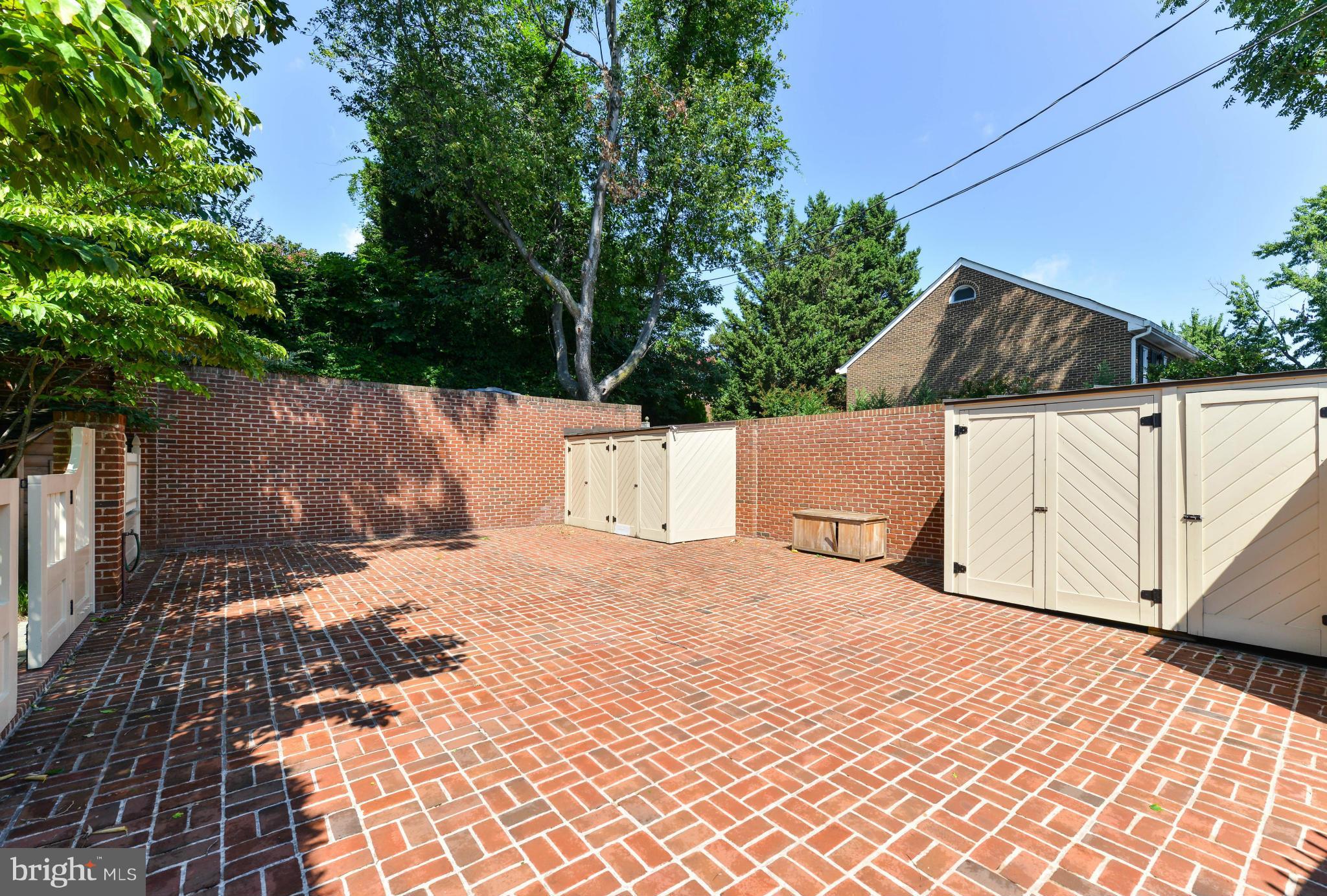 OLD TOWN - Residential