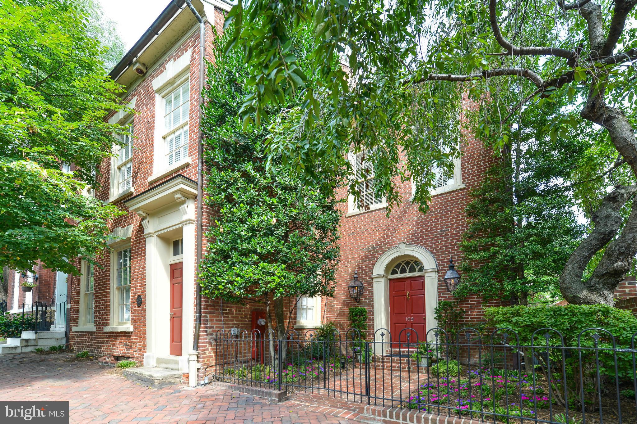 OLD TOWN - Residential