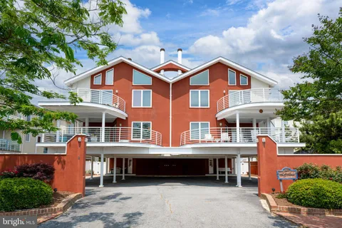 9 Read Avenue Unit 12, Dewey Beach, DE MLS: DESU2088166