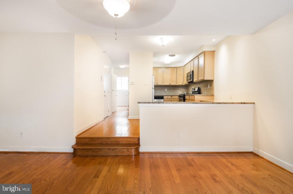 1634 LOMBARD STREET 38 3