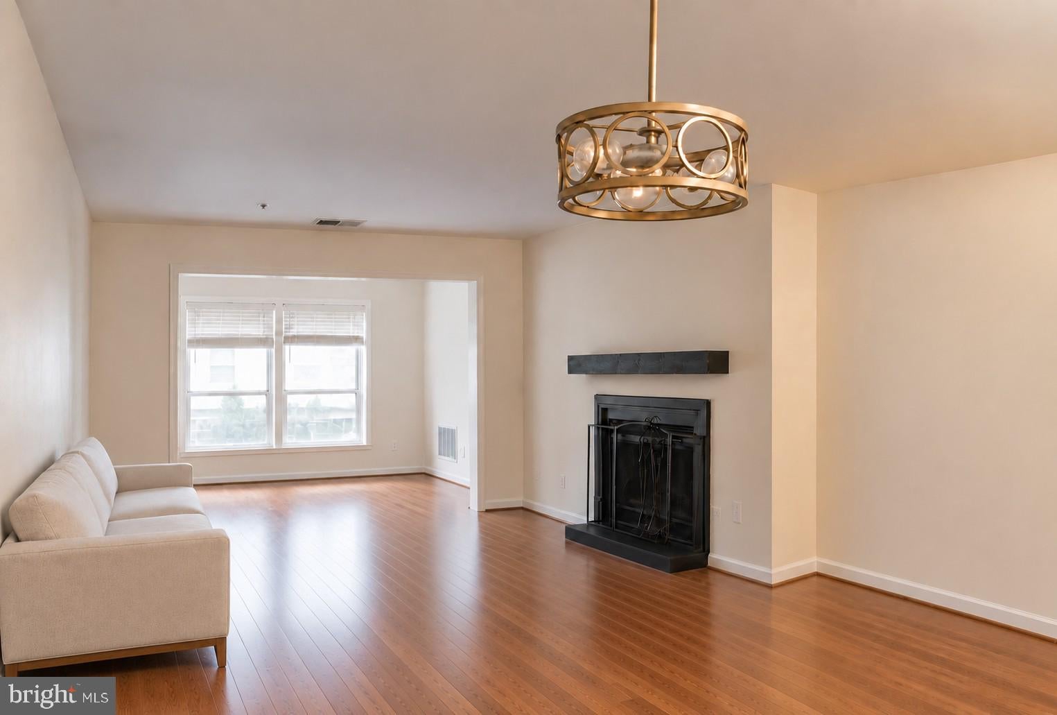 3176 SUMMIT SQUARE DRIVE 4-C5