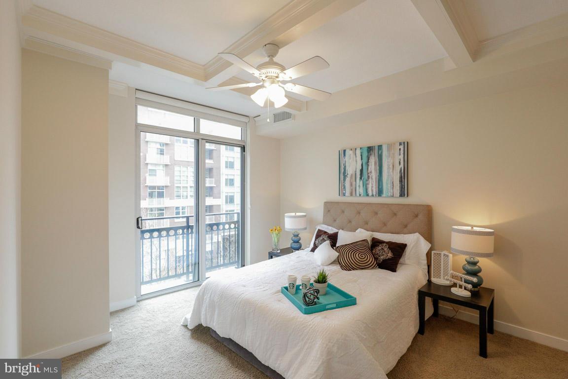 ONE NATIONAL HARBOR CONDOMINIUM - Residential