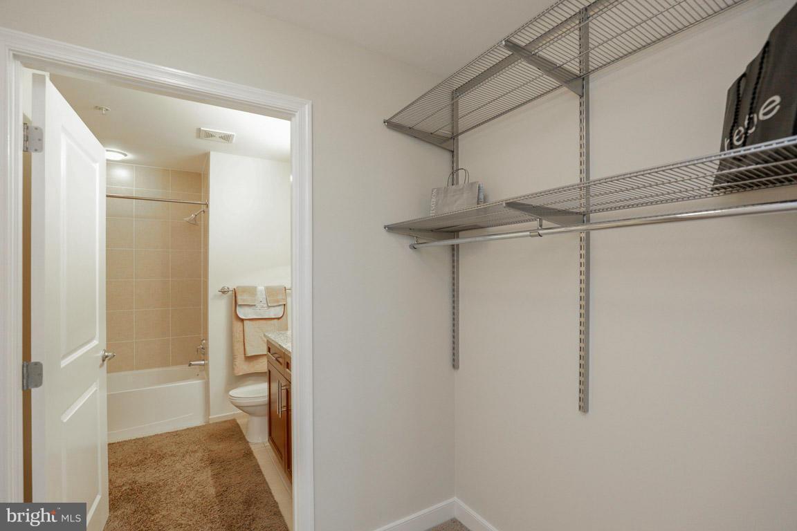 ONE NATIONAL HARBOR CONDOMINIUM - Residential