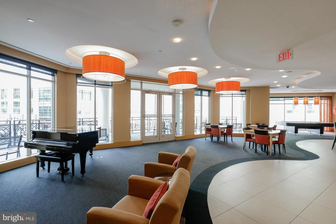 ONE NATIONAL HARBOR CONDOMINIUM - Residential