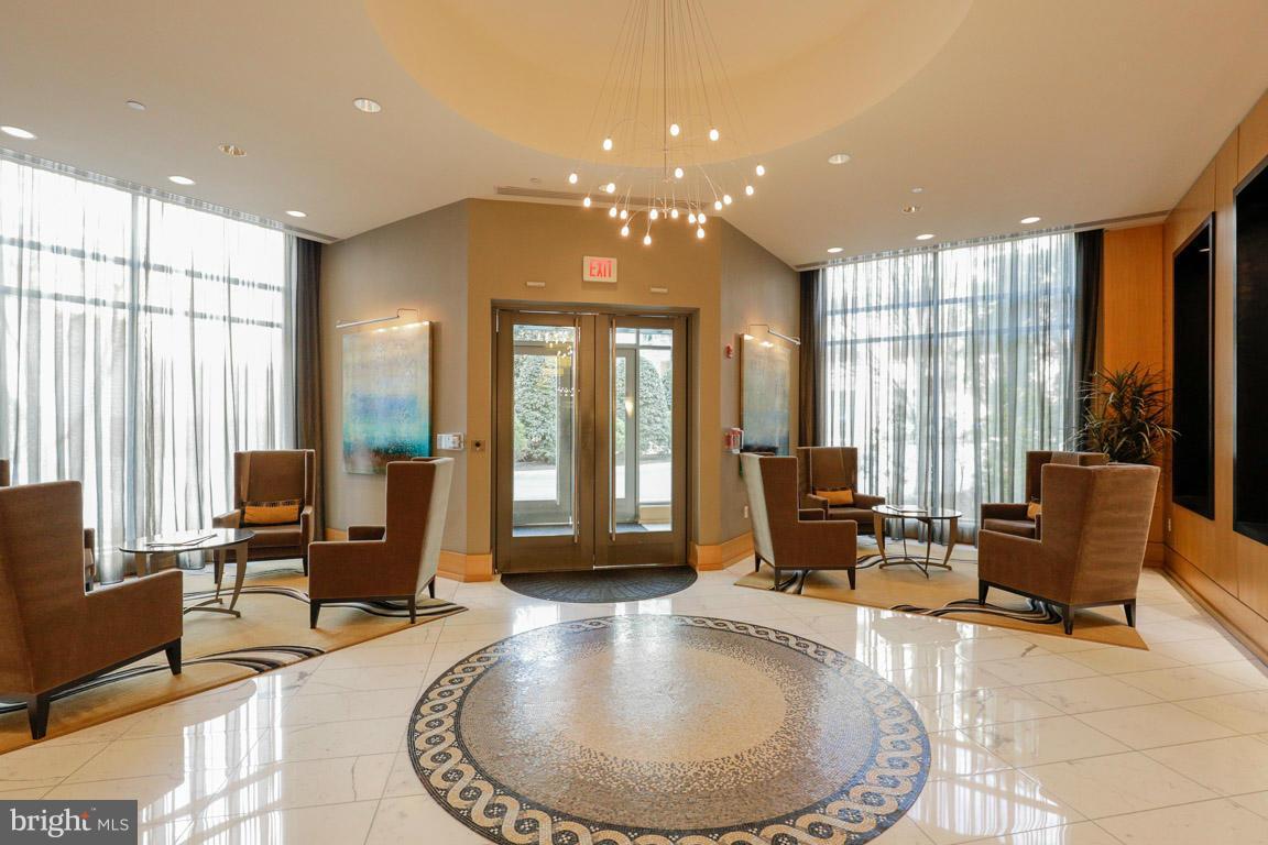 ONE NATIONAL HARBOR CONDOMINIUM - Residential