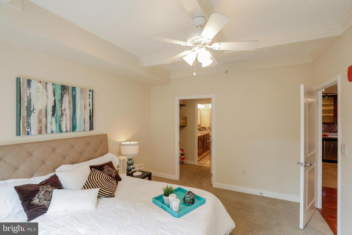 ONE NATIONAL HARBOR CONDOMINIUM - Residential