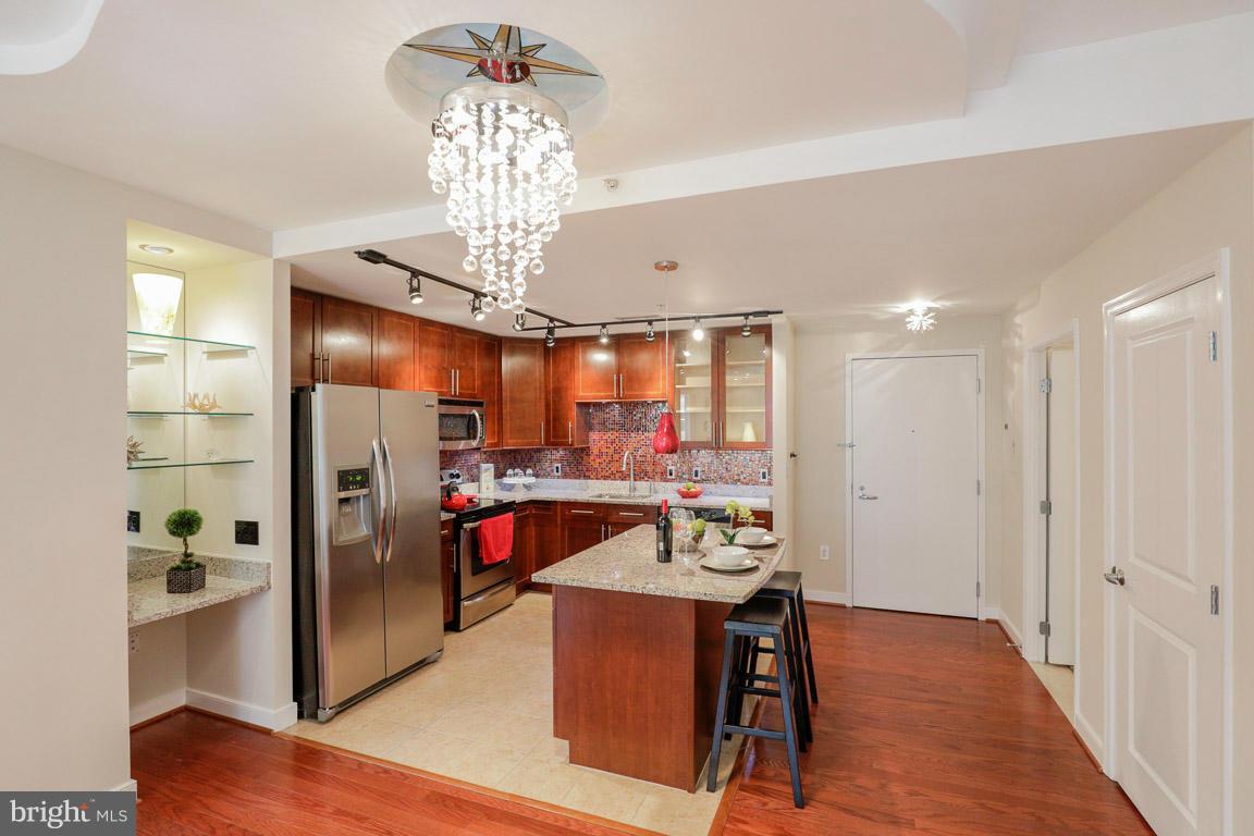 ONE NATIONAL HARBOR CONDOMINIUM - Residential