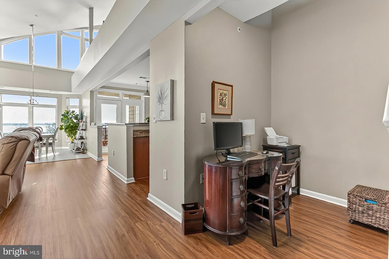 POTOMAC POINTE CONDOMINI - Residential