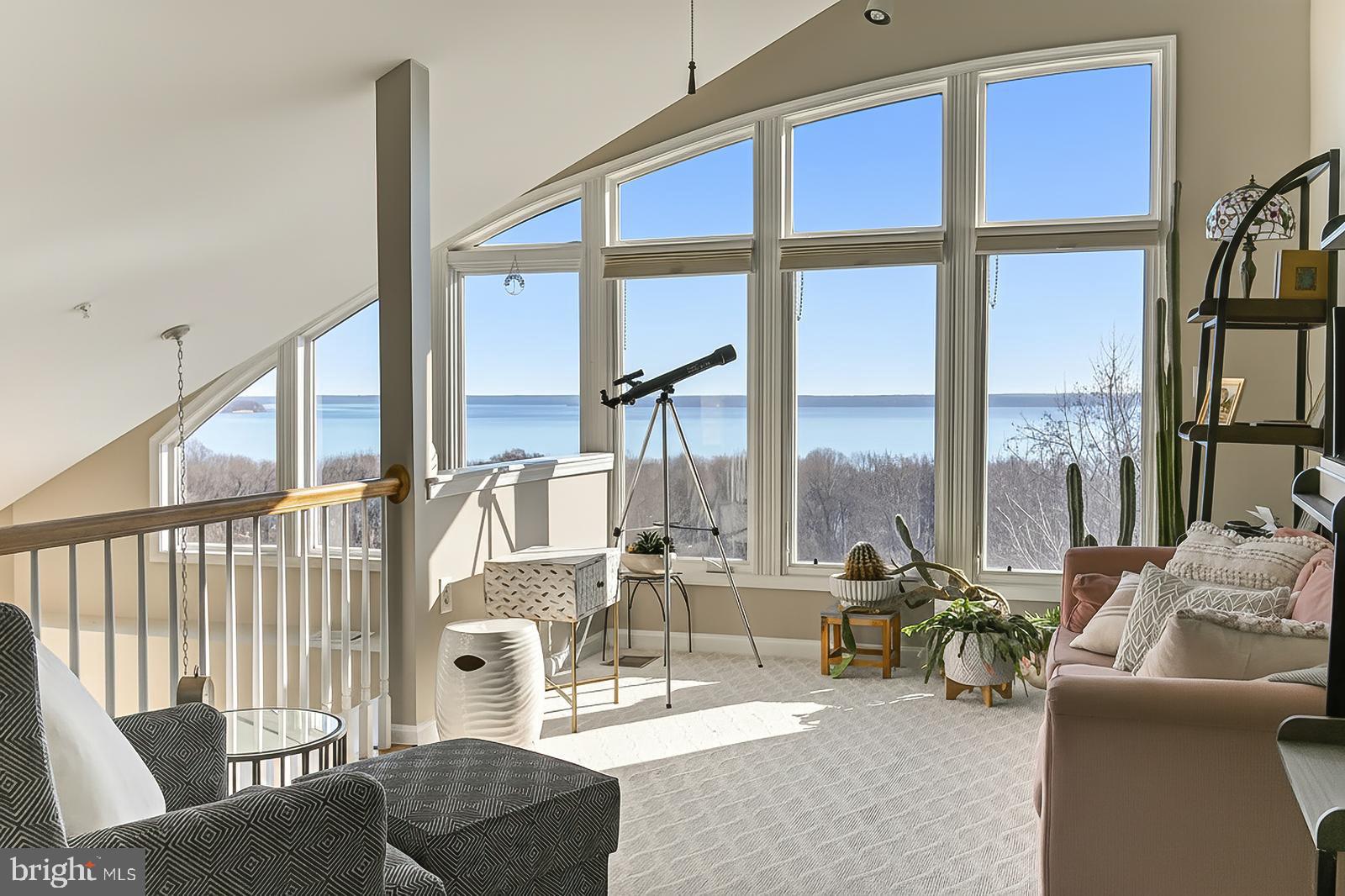 POTOMAC POINTE CONDOMINI - Residential