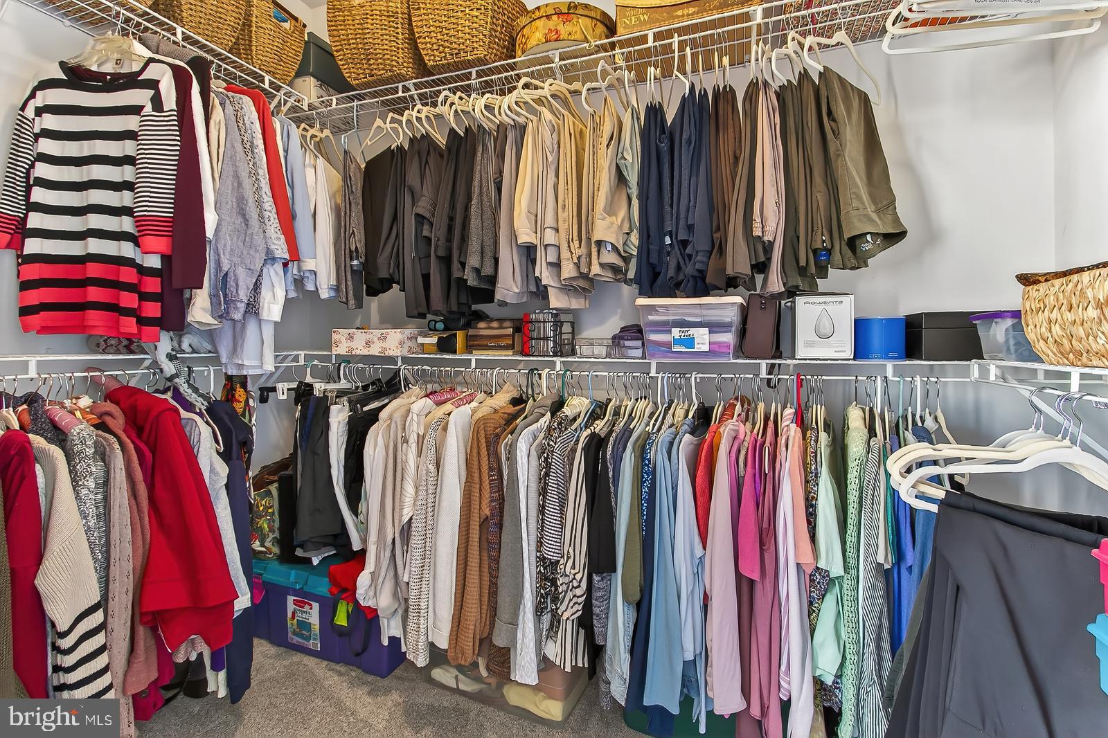 POTOMAC POINTE CONDOMINI - Residential