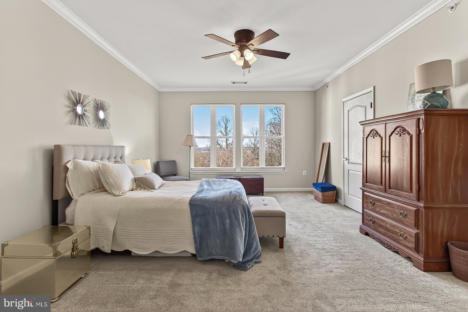 POTOMAC POINTE CONDOMINI - Residential