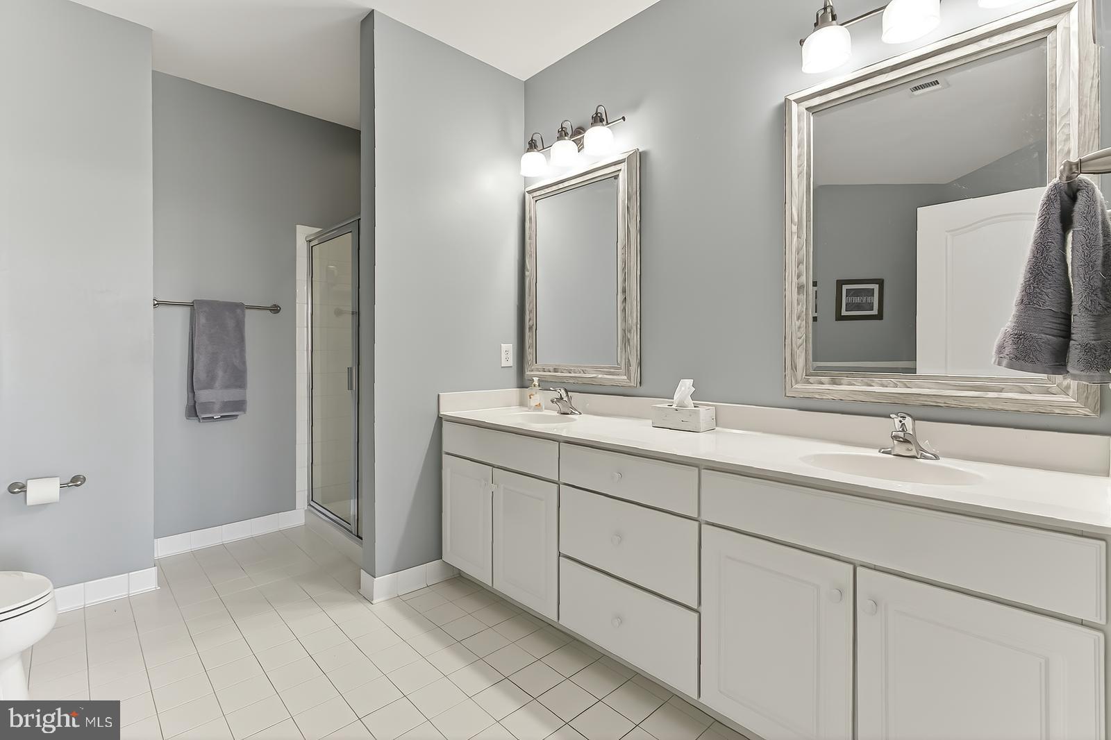 POTOMAC POINTE CONDOMINI - Residential