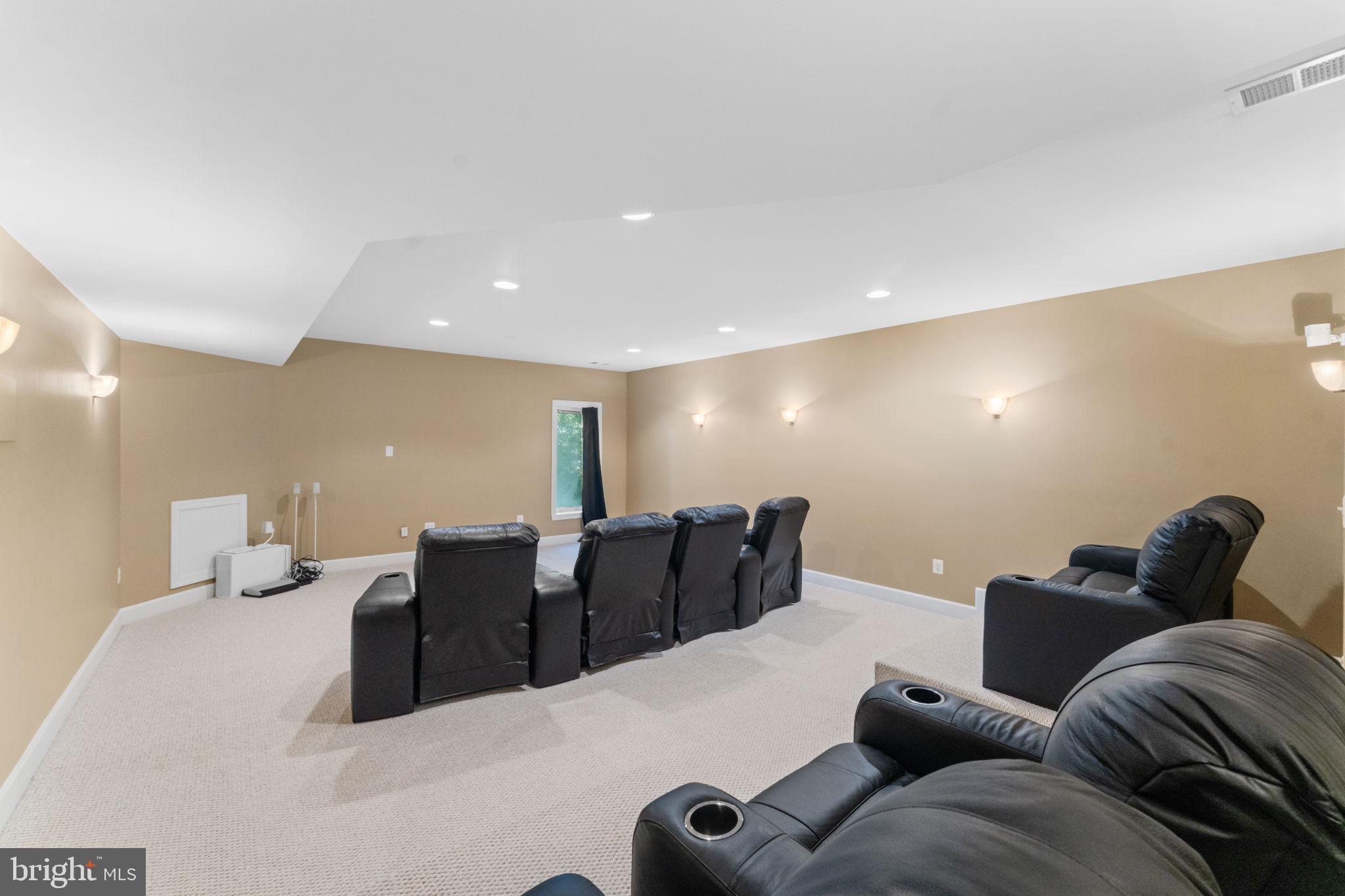 12016 CREEKBEND DRIVE